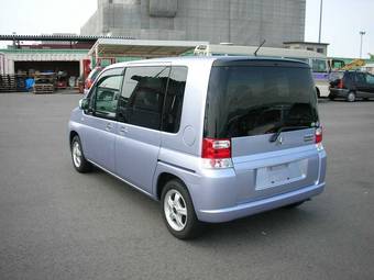 2004 Honda Mobilio Pictures