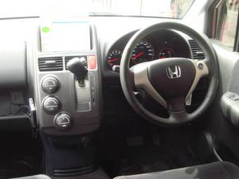 2007 Honda Mobilio Photos