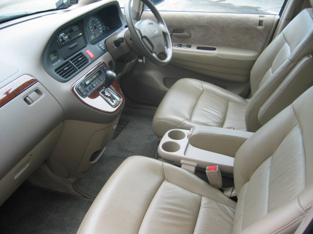 2000 Honda Odyssey Images