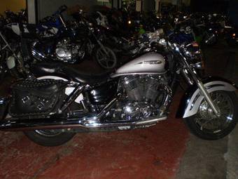 1999 Honda SHADOW 1100 Pictures