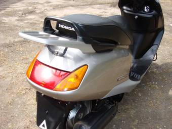 2004 Honda Spacy Pictures