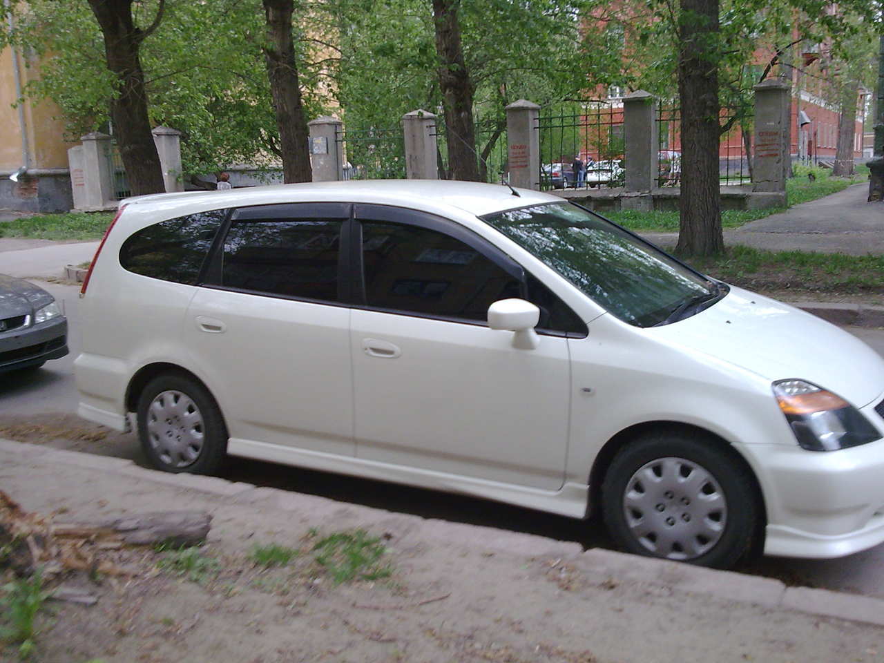 Honda stream 2001 год