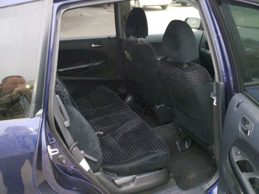 2002 Honda Stream