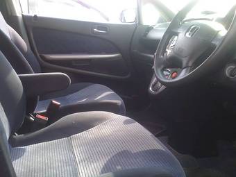 2002 Honda Stream Pictures