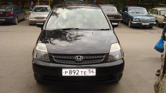 2003 Honda Stream Photos