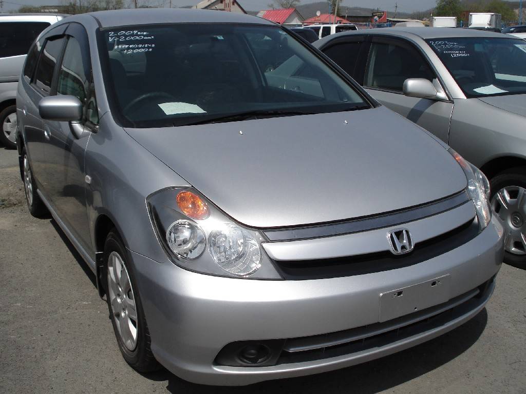 Honda stream 2004