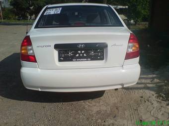 2003 Hyundai Accent Pics