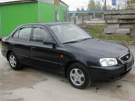 2004 Hyundai Accent