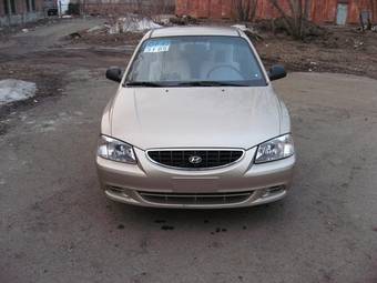 2006 Hyundai Accent Pictures