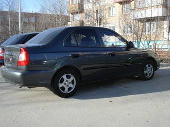 2008 Hyundai Accent Photos