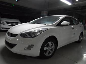 2012 Hyundai Avante Photos