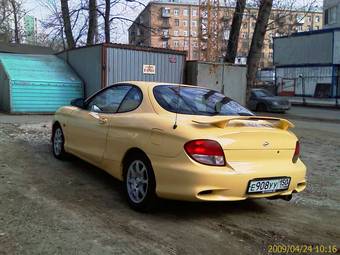 2000 Hyundai Coupe Pictures