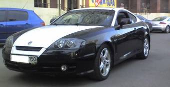2003 Hyundai Coupe Pictures