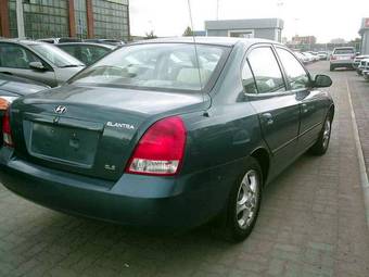 2003 Hyundai Elantra Pictures