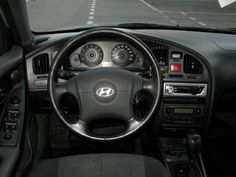 2005 Hyundai Elantra Pics
