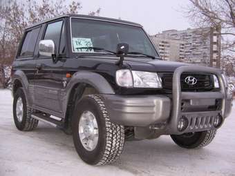 2003 Hyundai Galloper Pictures