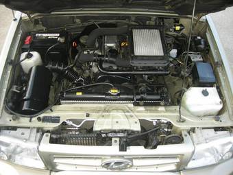 2003 Hyundai Galloper Photos