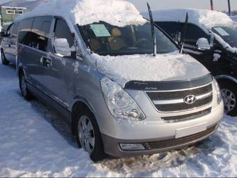 2008 Hyundai Grand Starex Pictures