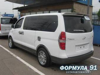 2008 Hyundai Grand Starex Pictures