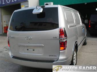 2009 Hyundai Grand Starex Photos