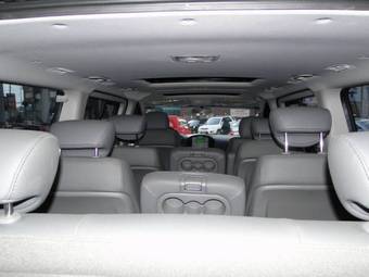 2009 Hyundai Grand Starex Photos