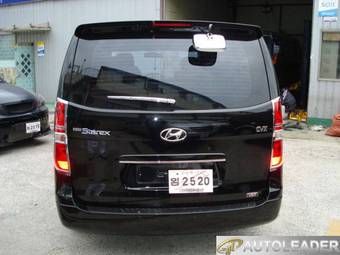 2010 Hyundai Grand Starex Photos