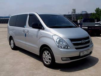 Hyundai grand starex 2010