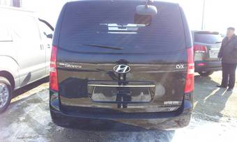 2011 Hyundai Grand Starex Photos
