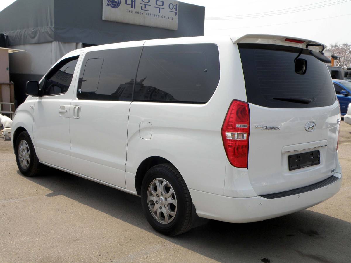 Hyundai grand starex 2011 года. Hyundai Starex 2011. Hyundai Grand Starex 2011. Гранд Старекс 2011г. Ль Hyundai Grand Starex.