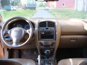 2003 Hyundai Santa Fe Pictures