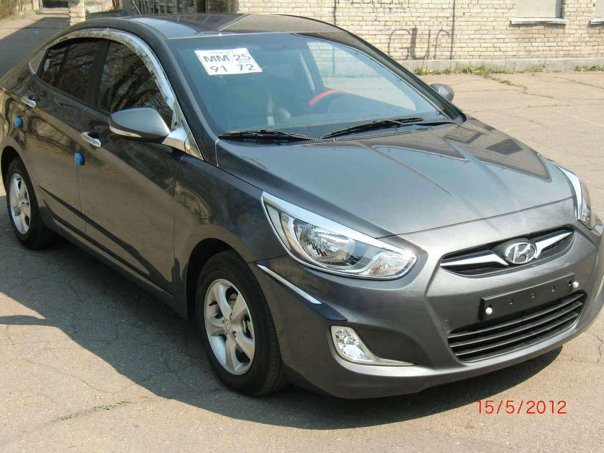 Hyundai модель solaris 2011