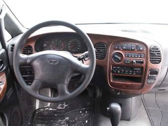 2003 Hyundai Starex Pictures