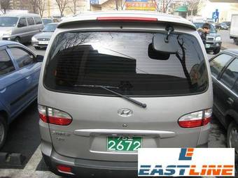 2004 Hyundai Starex Photos