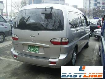 2004 Hyundai Starex Photos