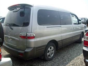 2006 Hyundai Starex Photos