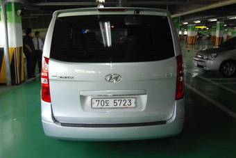 2008 Hyundai Starex Pictures