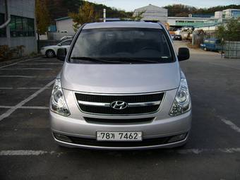 2008 Hyundai Starex Photos