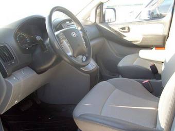 2008 Hyundai Starex Pictures