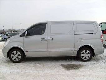 2008 Hyundai Starex Photos