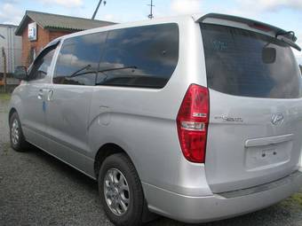 2008 Hyundai Starex Photos