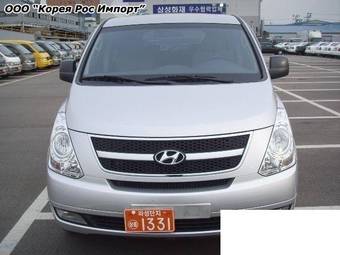 2009 Hyundai Starex Images