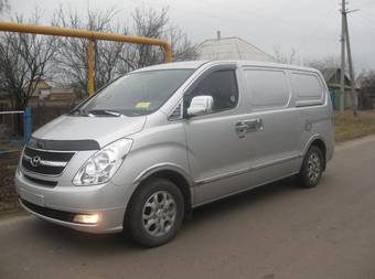 2009 Hyundai Starex Photos