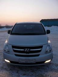 2009 Hyundai Starex Pictures