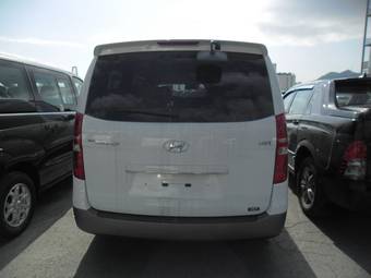 2011 Hyundai Starex Pictures