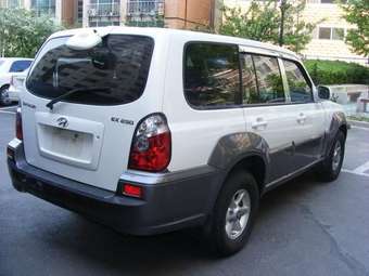 2003 Hyundai Terracan Images