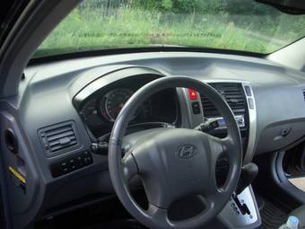 2005 Hyundai Tucson Pictures