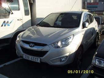 2010 Hyundai Tucson Photos