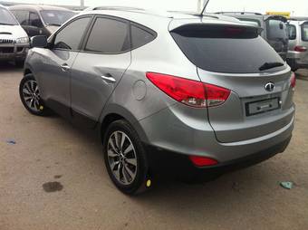 2011 Hyundai Tucson Photos