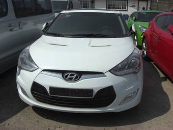 2012 Hyundai Veloster Photos