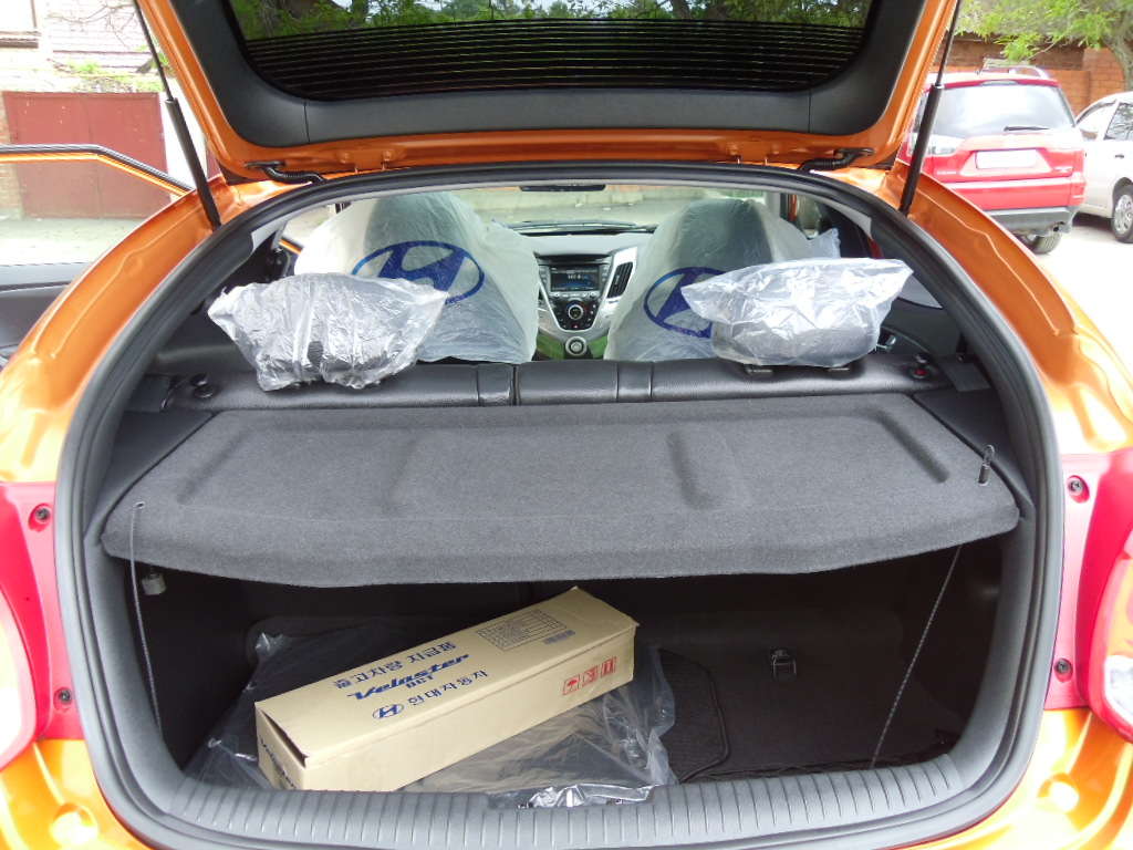 2012 Hyundai Veloster specs, Engine size 1.6, Fuel type Gasoline, Drive
